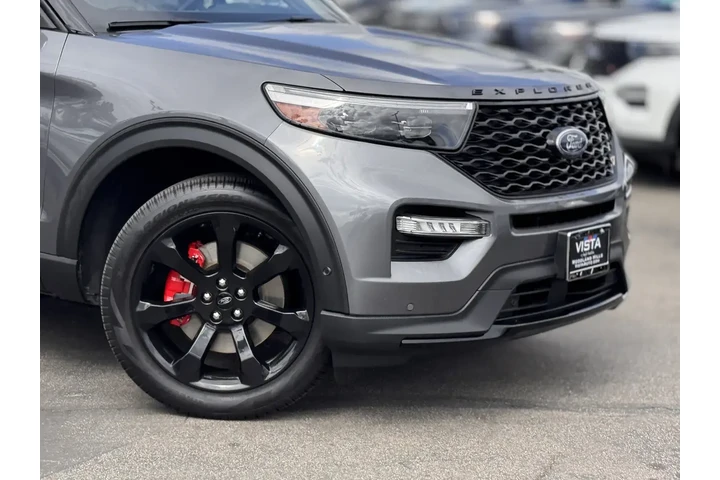 $39993 : Ford Explorer 2022 AWD ST 4d image 3