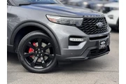 $39993 : Ford Explorer 2022 AWD ST 4d thumbnail