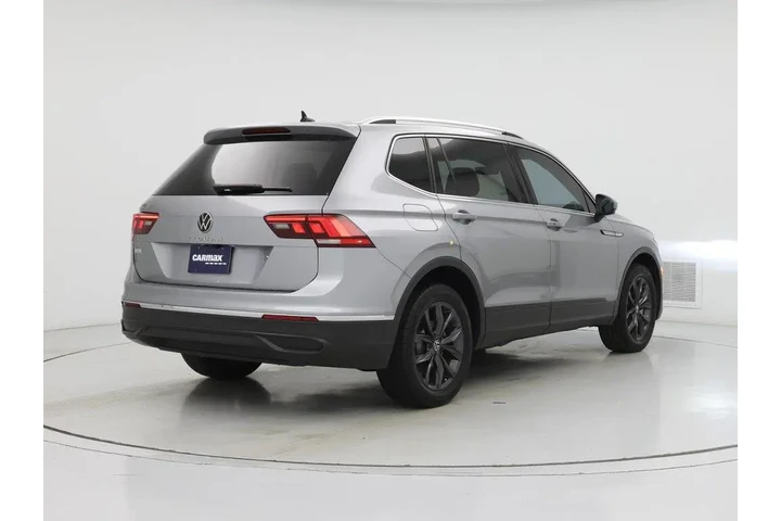 $19998 : Volkswagen Tiguan 2022 SE 4d image 8