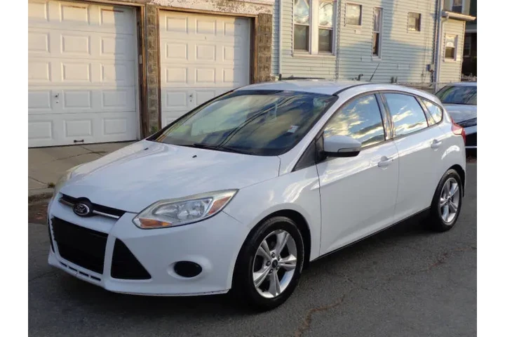 $4950 : 2014 Focus SE image 1