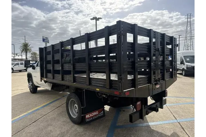 $39985 : Chevrolet Silverado 3500HD 2 image 7