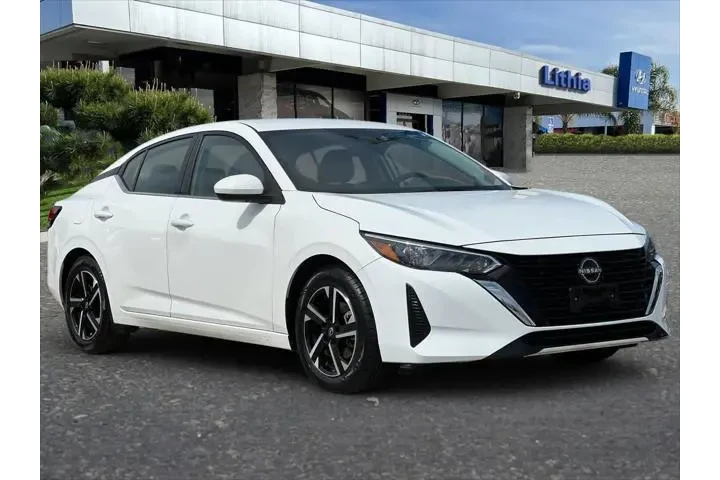 $17999 : Nissan Sentra 2025 SV 4dr Se image 10