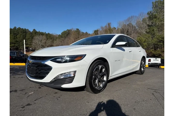 $23777 : Chevrolet Malibu 2024 LT 4dr image 8