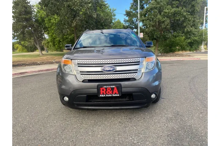 $8995 : 2011 Explorer XLT image 3