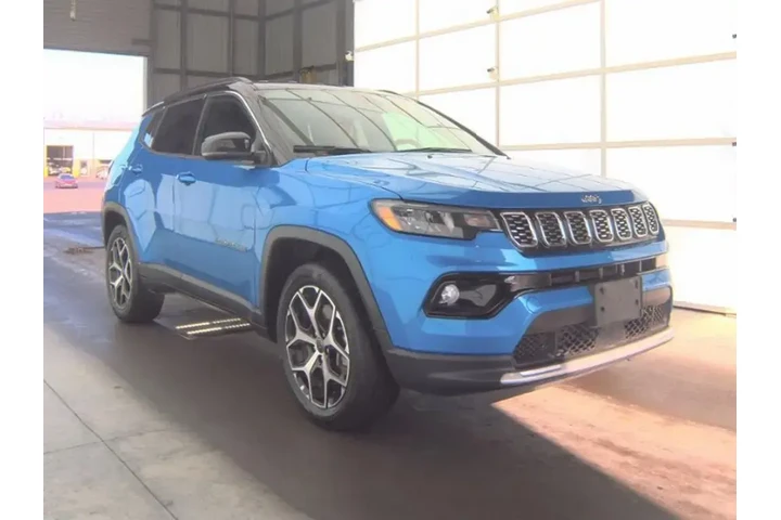 $21993 : Jeep Compass 2025 4x4 Limite image 4