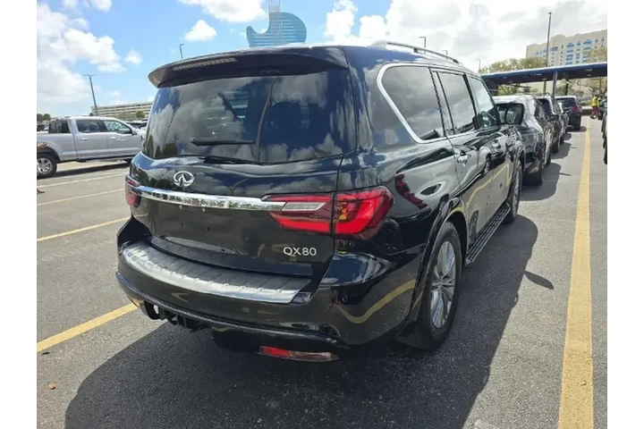 $19990 : INFINITI QX80 2018 4dr SUV image 4