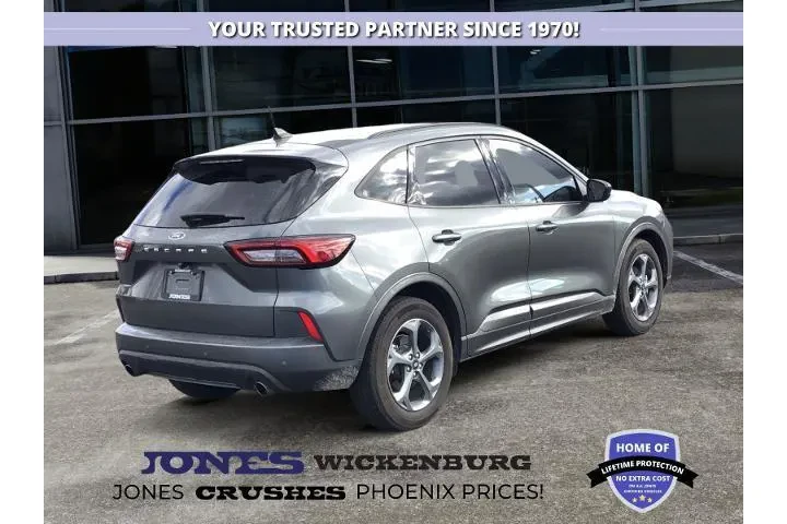 $22395 : Ford Escape 2023 ST-Line 4dr image 4