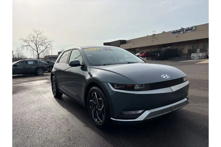$21000 : Hyundai IONIQ 5 2023 AWD SEL image 1