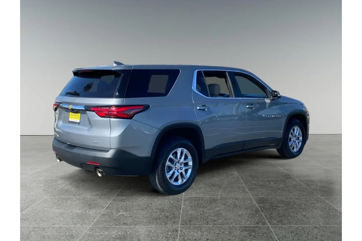 $33916 : Chevrolet Traverse 2023 LS 4 image 5