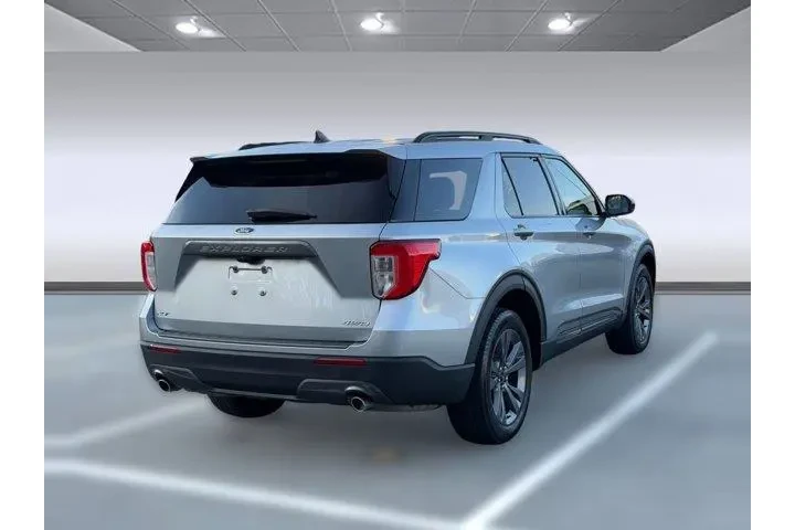 $30999 : Ford Explorer 2022 AWD XLT 4 image 8