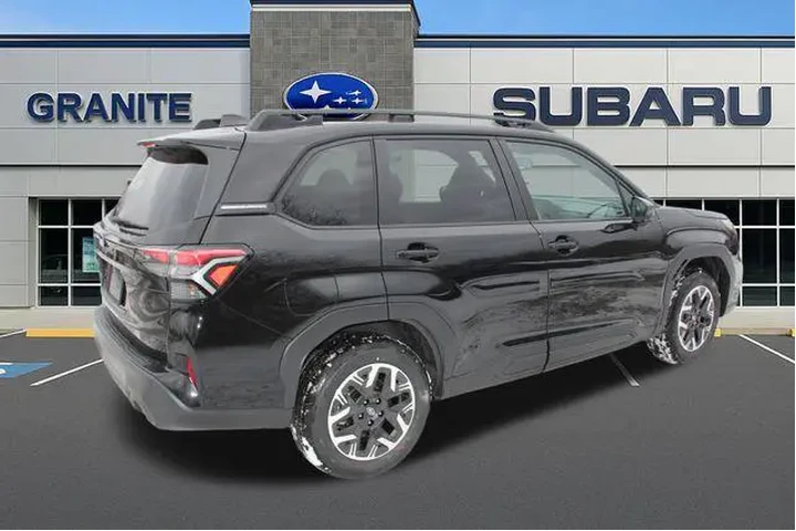 $31991 : Subaru Forester 2026 AWD Pre image 9