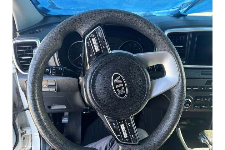 $12585 : Kia Sportage 2020 LX 4dr SUV image 10