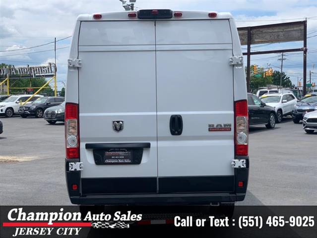 Used 2022 ProMaster Cargo Van image 10