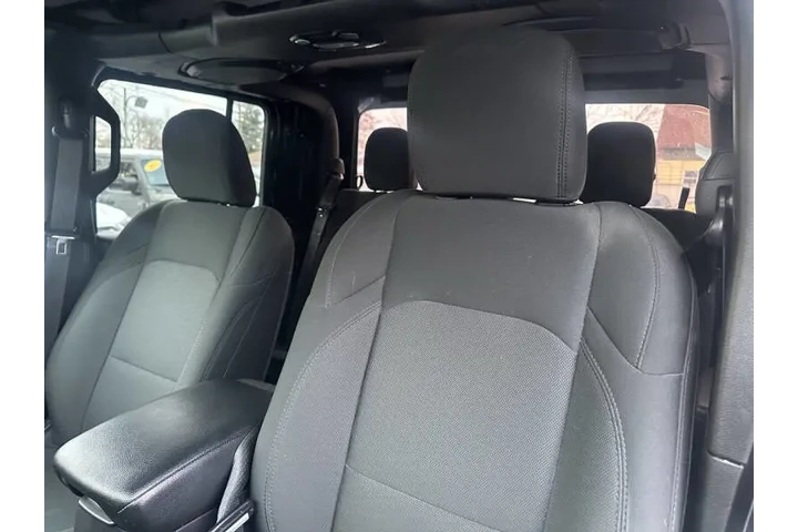 $32995 : 2022 Gladiator Willys image 10