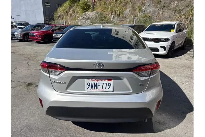 $25498 : Toyota Corolla 2025 LE 4dr S image 5