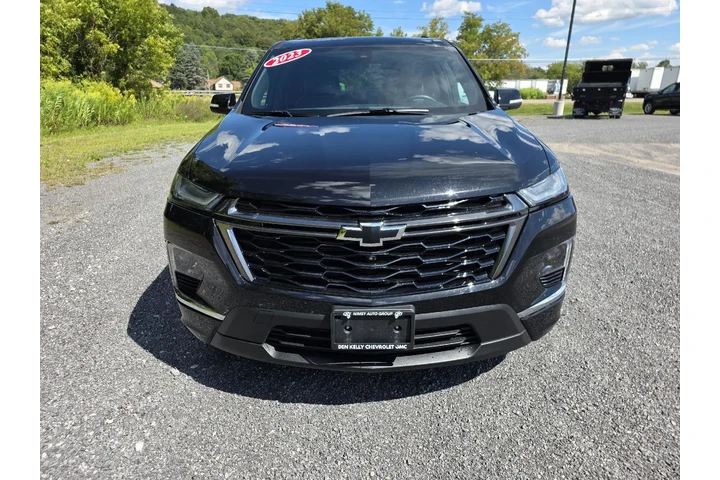 $38600 : Pre-Owned 2023 Traverse Premi image 6