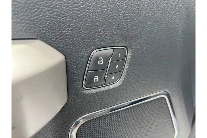 $28875 : Ford F-150 2019 4x4 XL 4dr S image 8