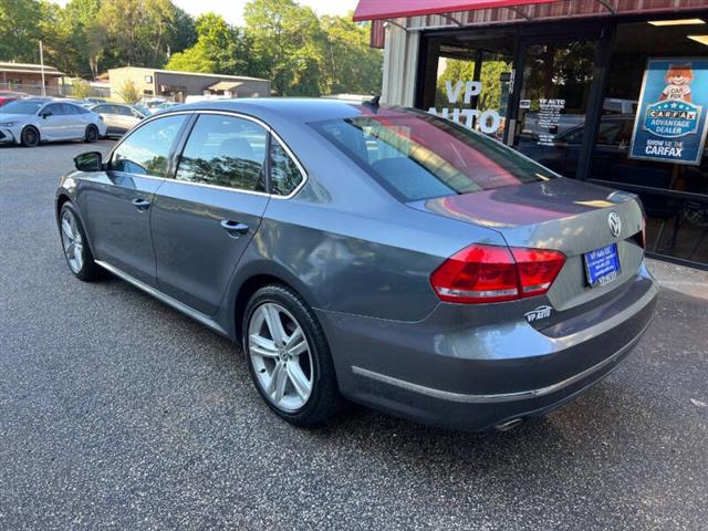 $12499 : 2014 Passat 2.0L TDI SEL Prem image 9