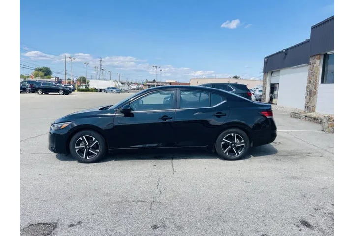 $18999 : 2024 Sentra SV image 5