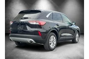 $22981 : Ford Escape 2022 SE 4dr SUV thumbnail