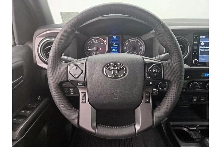 $39998 : Toyota Tacoma 2023 4x4 TRD S image 10