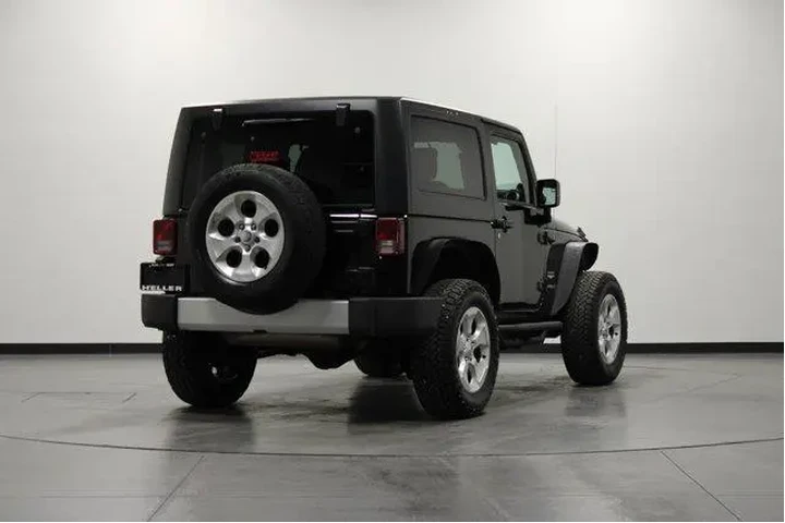 $13962 : Jeep Wrangler 2013 4x4 Sahar image 3