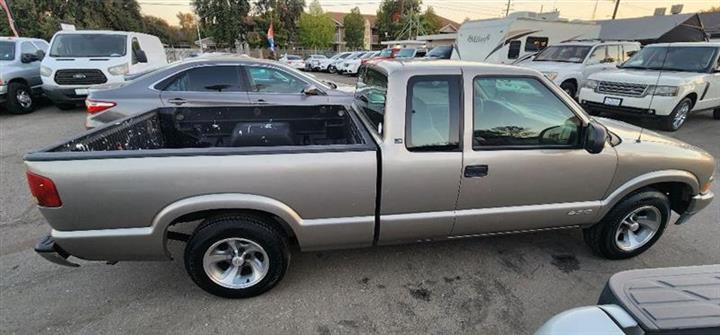 $9499 : 2003 S10 Pickup image 7