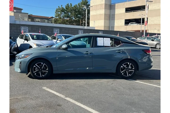 $19798 : Nissan Sentra 2024 SV 4dr Se image 10