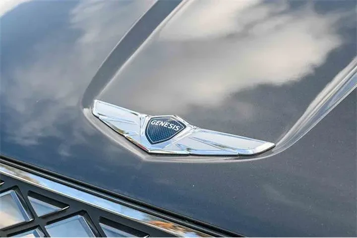 $35500 : Genesis Electrified GV70 202 image 8