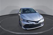 $23000 : PRE-OWNED 2020 TOYOTA CAMRY H thumbnail