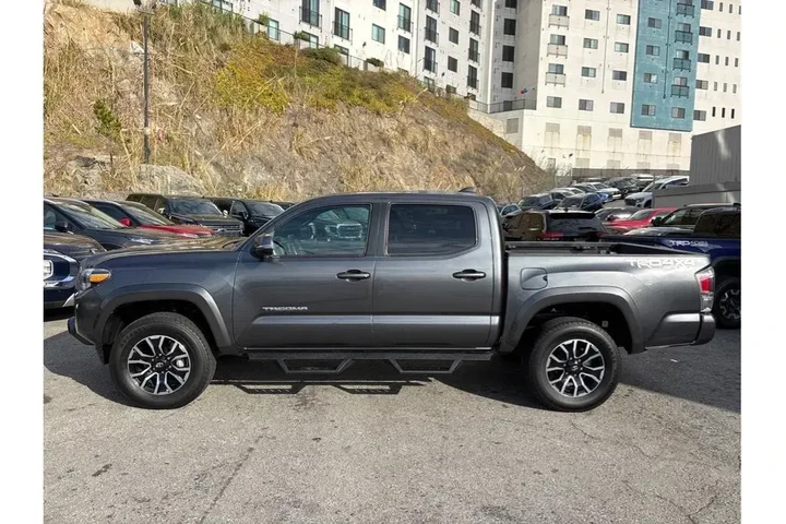 $39388 : Toyota Tacoma 2023 4x4 TRD P image 3