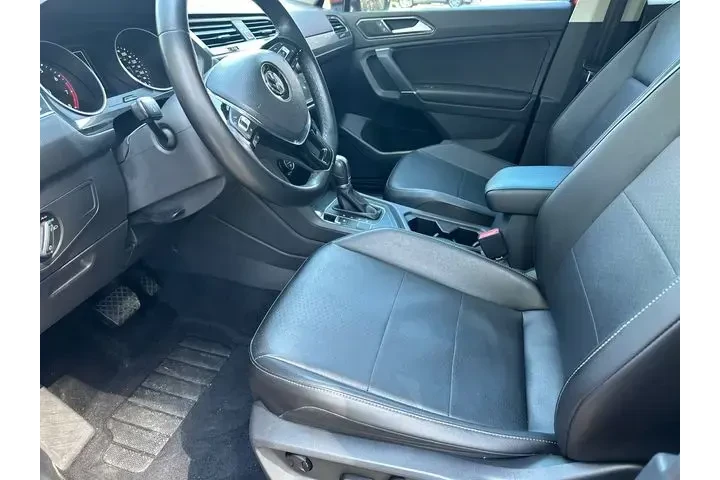 $13994 : Volkswagen Tiguan 2018 2.0T image 9