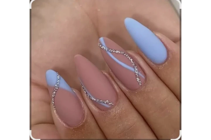 UÑAS DE GEL image 3