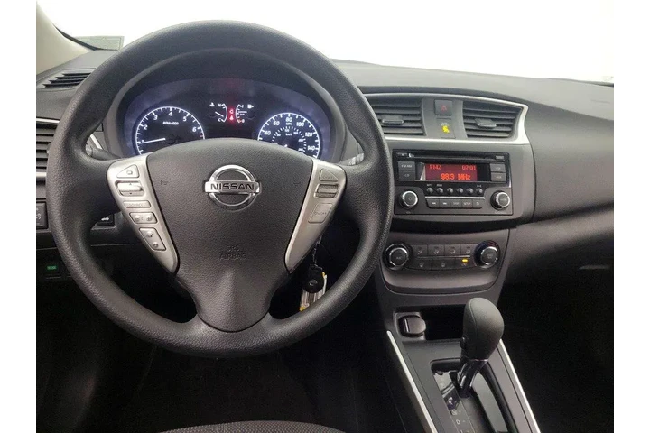 $12998 : Nissan Sentra 2016 S 4dr Sed image 9