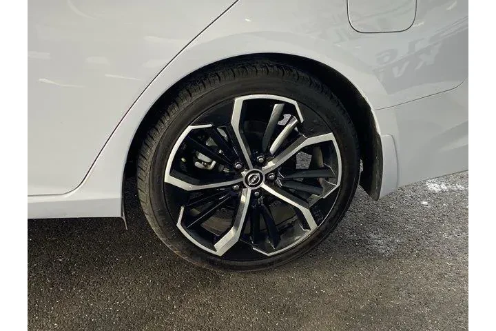 $17874 : Nissan Altima 2025 2.5 SR 4d image 10