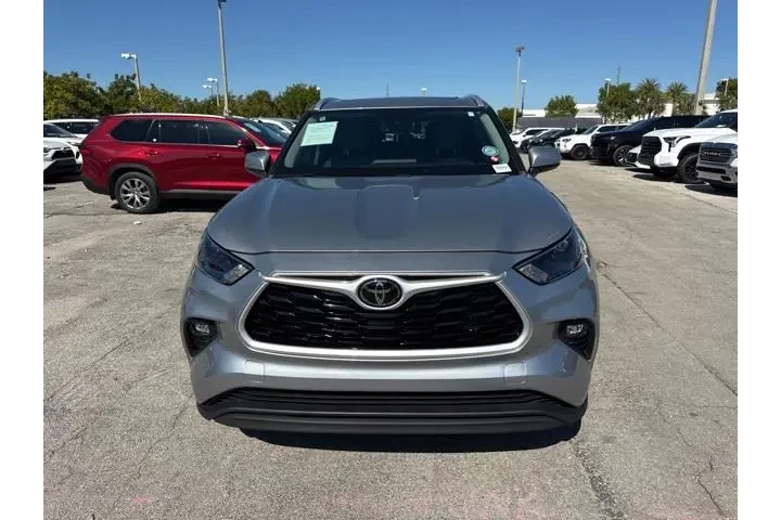 $36988 : Toyota Highlander 2024 image 8