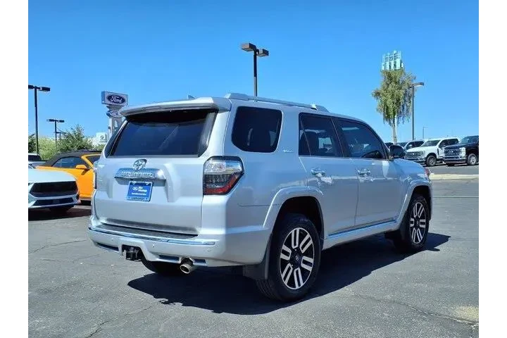 $35798 : Toyota 4Runner 2019 4x4 SR5 image 6