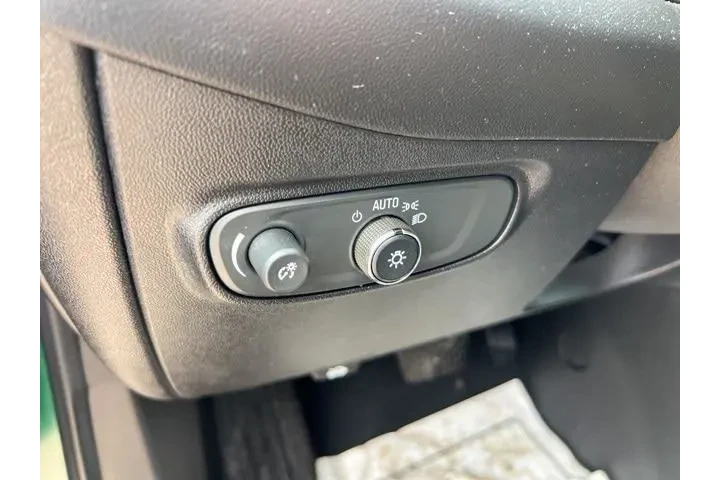 $13525 : Chevrolet Equinox 2019 LT 4d image 8