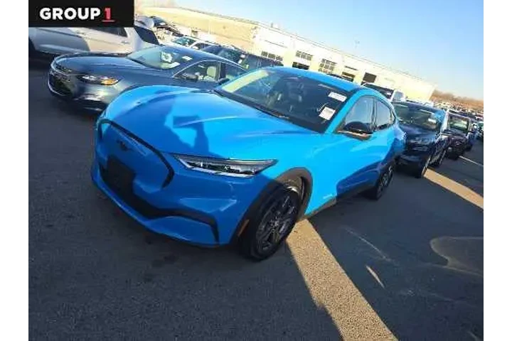 $26971 : Ford Mustang Mach-E 2023 AWD image 1