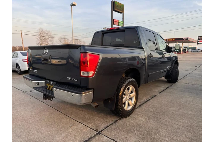 $14999 : 2014 Titan S Crew Cab 4WD image 7