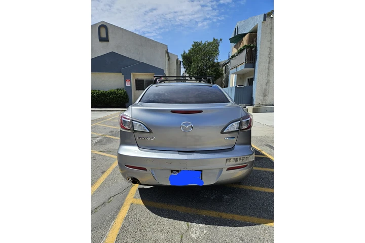 $3000 : Vendo  Mazda 3 image 1