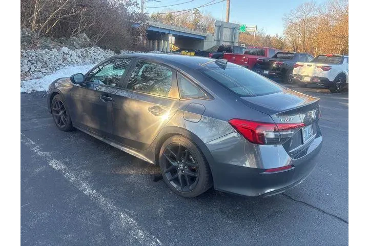 $23989 : Honda Civic 2024 Sport 4dr S image 2