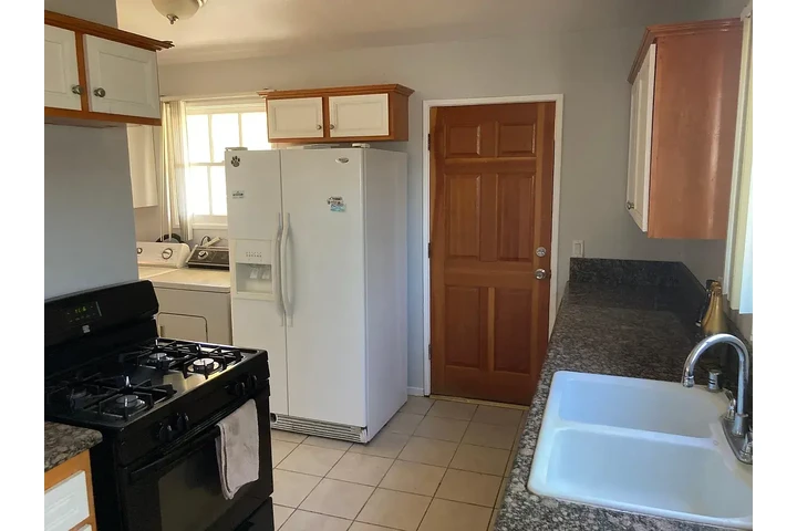 $1480 : North Hollywood 3 - 1.5 Bath🏡 image 2