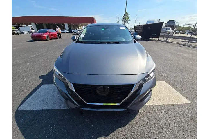 $16690 : Nissan Sentra 2023 SV 4dr Se image 2