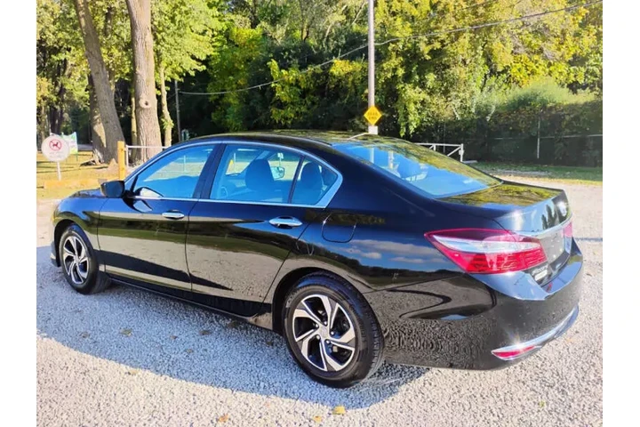 $14995 : 2016 Accord LX image 5