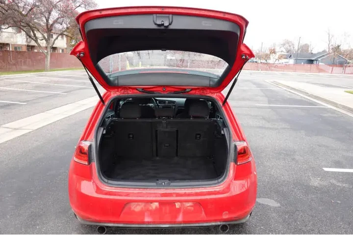 $14992 : 2016 Golf GTI S image 8