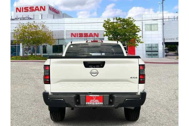 $35565 : Nissan Frontier 2026 4x4 S 4 image 3