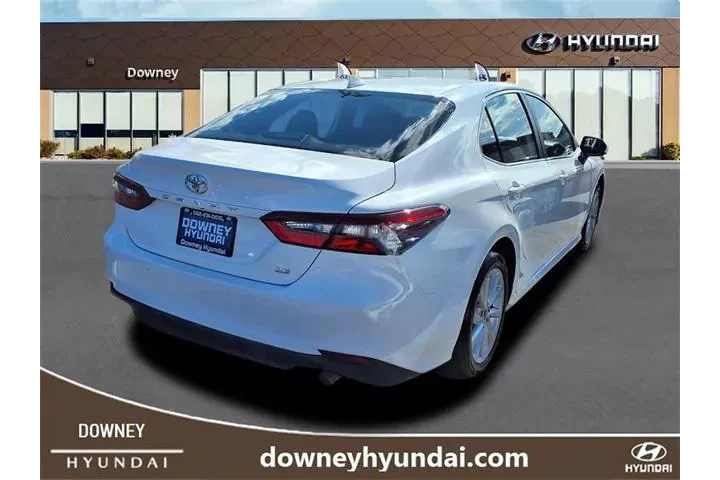 $22744 : Toyota Camry 2024 LE 4dr Sed image 4