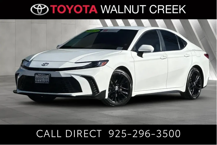 $25800 : Toyota Camry 2025 SE 4dr Sed image 1