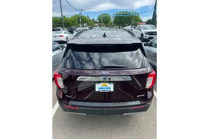 $35988 : Ford Explorer 2023 AWD XLT 4 image 10
